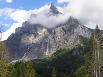 sa-realisation-samoens-7096388-jpg